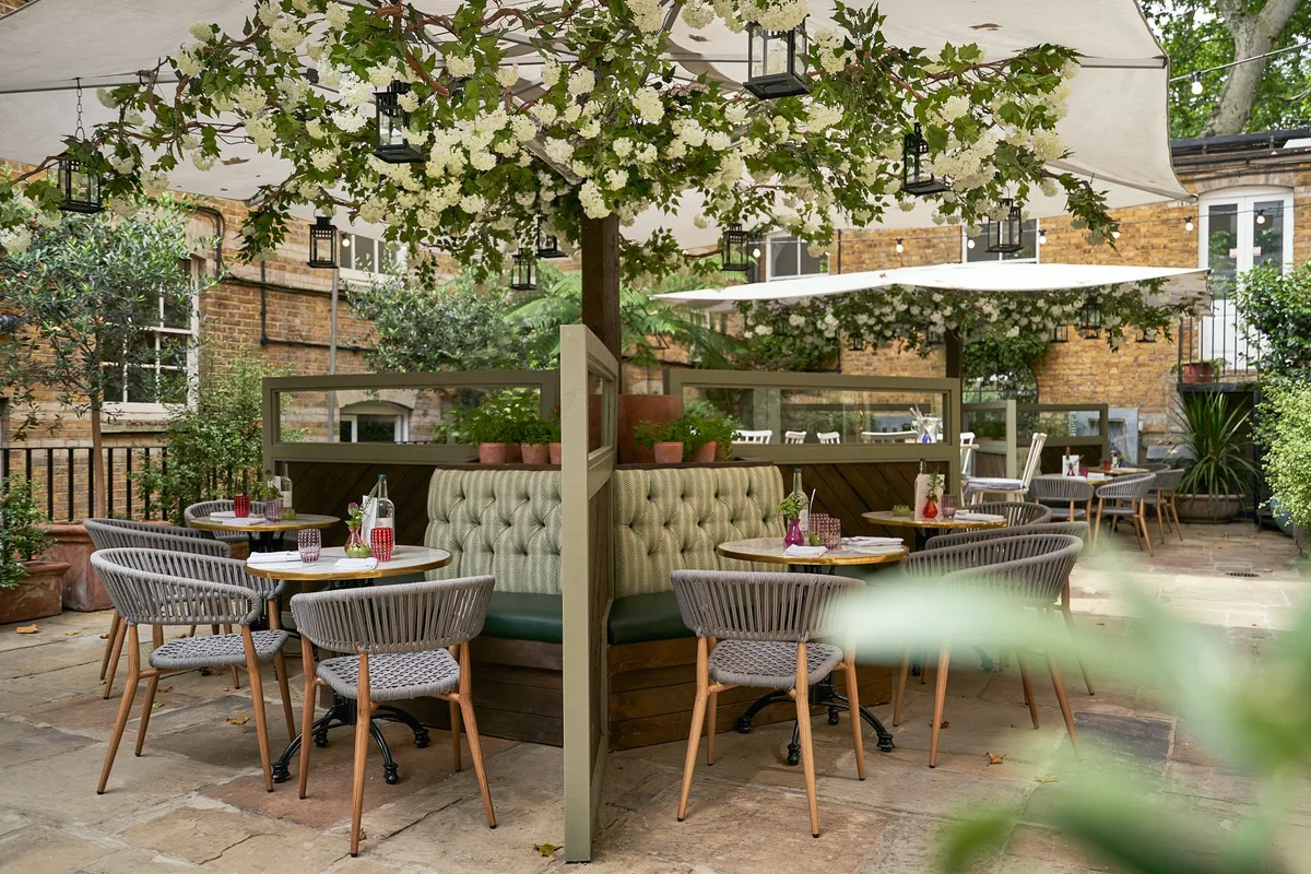 The covered courtyard at Stanley’s Chelsea